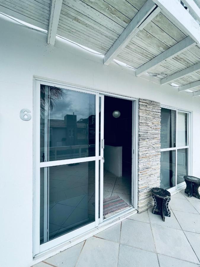 Residencial Morro Macaco Apartamentos บอมบินญัส ภายนอก รูปภาพ