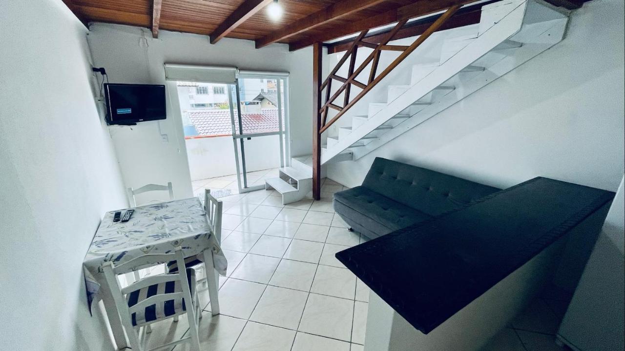 Residencial Morro Macaco Apartamentos บอมบินญัส ภายนอก รูปภาพ